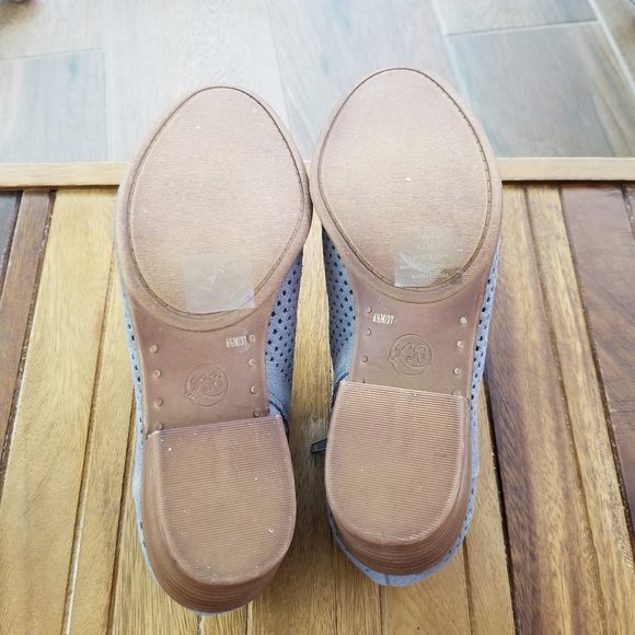 Lucky Brand Grey Suede Ankle Boot - Picture 5 of 6